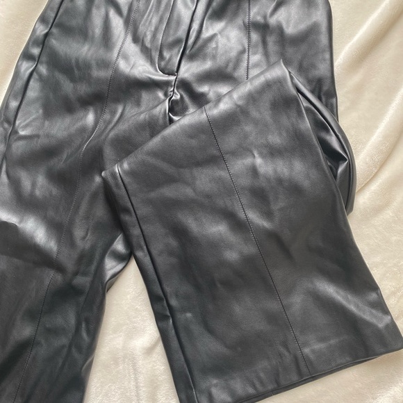 Brand new, tags still on BNWT wide leg leather pants - Picture 4 of 4
